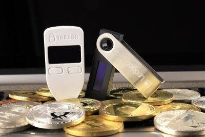 Hardware Wallets Gain Popularity as FTX Collapse Pushes Users to Self-Custody