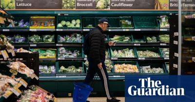 Talks over supermarket-led price curbs reveal extent of UK inflation worries