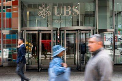 UBS and Credit Suisse seal landmark takeover