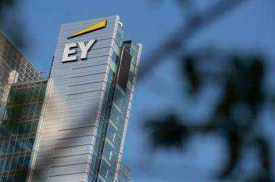 EY chief executive Carmine Di Sibio to retire following split failure