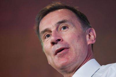 Hunt won’t order City where to put its money in London’s growth push