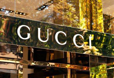Gucci Material NFT Holders to Redeem for Wallets and Branded Duffle Bags