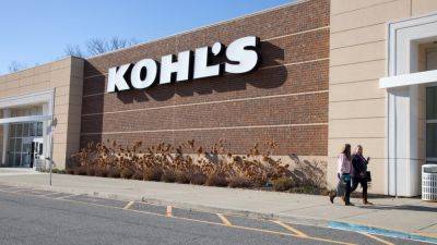 Kohl's stock plummets 25% after massive earnings miss